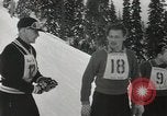 Standbild Skispringer Snoqualmie Pass Washington USA, 1949, aus Sekunde 13 historischem Filmmaterial Videoclip 65675023841