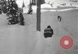 Standbild Skispringer Snoqualmie Pass Washington USA, 1949, aus Sekunde 17 historischem Filmmaterial Videoclip 65675023841