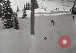 Standbild Skispringer Snoqualmie Pass Washington USA, 1949, aus Sekunde 19 historischem Filmmaterial Videoclip 65675023841