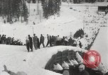 Standbild Skispringer Snoqualmie Pass Washington USA, 1949, aus Sekunde 39 historischem Filmmaterial Videoclip 65675023841