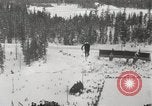 Standbild Skispringer Snoqualmie Pass Washington USA, 1949, aus Sekunde 42 historischem Filmmaterial Videoclip 65675023841