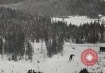 Standbild Skispringer Snoqualmie Pass Washington USA, 1949, aus Sekunde 53 historischem Filmmaterial Videoclip 65675023841