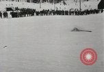 Standbild Skispringer Snoqualmie Pass Washington USA, 1949, aus Sekunde 59 historischem Filmmaterial Videoclip 65675023841