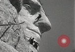 Standbild George Washington Keystone South Dakota USA, 1933, aus Sekunde 38 historischem Filmmaterial Videoclip 65675023845