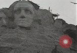 Standbild George Washington Keystone South Dakota USA, 1933, aus Sekunde 50 historischem Filmmaterial Videoclip 65675023845