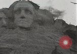 Standbild George Washington Keystone South Dakota USA, 1933, aus Sekunde 52 historischem Filmmaterial Videoclip 65675023845