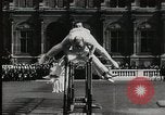 Standbild Feuerwehrleute Paris Frankreich, 1933, aus Sekunde 12 historischem Filmmaterial Videoclip 65675023846