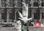 Standbild Feuerwehrleute Paris Frankreich, 1933, aus Sekunde 34 historischem Filmmaterial Videoclip 65675023846