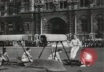 Standbild Feuerwehrleute Paris Frankreich, 1933, aus Sekunde 53 historischem Filmmaterial Videoclip 65675023846