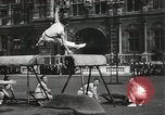 Standbild Feuerwehrleute Paris Frankreich, 1933, aus Sekunde 59 historischem Filmmaterial Videoclip 65675023846