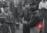 Standbild Dick Merrill New York United States USA, 1936, aus Sekunde 28 historischem Filmmaterial Videoclip 65675023849