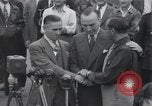 Standbild Dick Merrill New York United States USA, 1936, aus Sekunde 55 historischem Filmmaterial Videoclip 65675023849