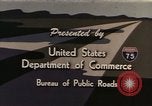 Standbild Interstate Highway System Kansas City Missouri USA, 1956, aus Sekunde 10 historischem Filmmaterial Videoclip 65675023852