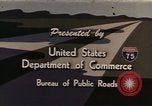 Standbild Interstate Highway System Kansas City Missouri USA, 1956, aus Sekunde 14 historischem Filmmaterial Videoclip 65675023852
