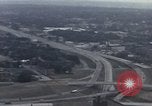 Standbild Interstate Highway System Kansas City Missouri USA, 1956, aus Sekunde 23 historischem Filmmaterial Videoclip 65675023852