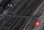 Standbild Interstate Highway System Kansas City Missouri USA, 1956, aus Sekunde 33 historischem Filmmaterial Videoclip 65675023852