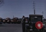Immagine di Interstate Highway per la costruzione di strade in America United States USA, 1956, secondo 11 filmato di repertorio 65675023854