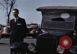 Immagine di Interstate Highway per la costruzione di strade in America United States USA, 1956, secondo 20 filmato di repertorio 65675023854