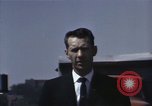 Immagine di Interstate Highway per la costruzione di strade in America United States USA, 1956, secondo 30 filmato di repertorio 65675023854