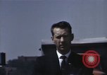 Immagine di Interstate Highway per la costruzione di strade in America United States USA, 1956, secondo 45 filmato di repertorio 65675023854