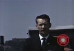 Immagine di Interstate Highway per la costruzione di strade in America United States USA, 1956, secondo 47 filmato di repertorio 65675023854