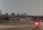 Immagine di Autostrade interstatali in America negli anni cinquanta United States USA, 1956, secondo 21 filmato di repertorio 65675023855