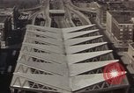 Immagine di Autostrade interstatali in America negli anni cinquanta United States USA, 1956, secondo 59 filmato di repertorio 65675023855