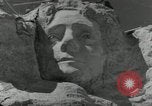 Immagine di Franklin Roosevelt Mount Rushmore South Dakota USA, 1936, secondo 22 filmato di repertorio 65675023856