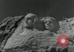 Immagine di Franklin Roosevelt Mount Rushmore South Dakota USA, 1936, secondo 44 filmato di repertorio 65675023856
