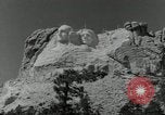 Immagine di Franklin Roosevelt Mount Rushmore South Dakota USA, 1936, secondo 46 filmato di repertorio 65675023856