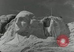 Immagine di Cerimonia di inaugurazione Mount Rushmore South Dakota USA, 1936, secondo 6 filmato di repertorio 65675023857