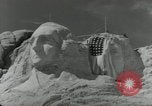 Immagine di Cerimonia di inaugurazione Mount Rushmore South Dakota USA, 1936, secondo 7 filmato di repertorio 65675023857