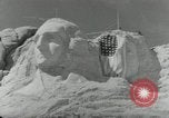 Immagine di Cerimonia di inaugurazione Mount Rushmore South Dakota USA, 1936, secondo 17 filmato di repertorio 65675023857