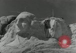 Immagine di Cerimonia di inaugurazione Mount Rushmore South Dakota USA, 1936, secondo 35 filmato di repertorio 65675023857