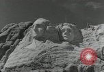 Immagine di Cerimonia di inaugurazione Mount Rushmore South Dakota USA, 1936, secondo 43 filmato di repertorio 65675023857