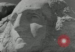 Immagine di Cerimonia di inaugurazione Mount Rushmore South Dakota USA, 1936, secondo 53 filmato di repertorio 65675023857