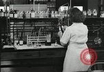 Standbild Pathologie Labor San Juan Puerto Rico, 1946, aus Sekunde 17 historischem Filmmaterial Videoclip 65675023865