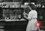 Standbild Pathologie Labor San Juan Puerto Rico, 1946, aus Sekunde 18 historischem Filmmaterial Videoclip 65675023865