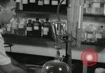 Standbild Pathologie Labor San Juan Puerto Rico, 1946, aus Sekunde 57 historischem Filmmaterial Videoclip 65675023865