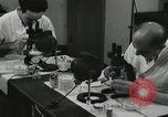 Standbild Pathologie Labor San Juan Puerto Rico, 1946, aus Sekunde 4 historischem Filmmaterial Videoclip 65675023866