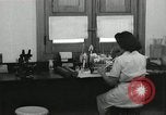 Standbild Pathologie Labor San Juan Puerto Rico, 1946, aus Sekunde 32 historischem Filmmaterial Videoclip 65675023866