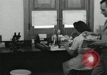 Standbild Pathologie Labor San Juan Puerto Rico, 1946, aus Sekunde 33 historischem Filmmaterial Videoclip 65675023866