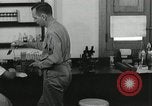 Standbild Pathologie Labor San Juan Puerto Rico, 1946, aus Sekunde 37 historischem Filmmaterial Videoclip 65675023866