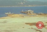 Standbild Docks Khanh Hoa Vietnam, 1970, aus Sekunde 5 historischem Filmmaterial Videoclip 65675023879