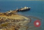 Standbild Docks Khanh Hoa Vietnam, 1970, aus Sekunde 12 historischem Filmmaterial Videoclip 65675023879