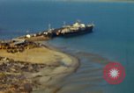 Standbild Docks Khanh Hoa Vietnam, 1970, aus Sekunde 14 historischem Filmmaterial Videoclip 65675023879