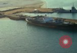 Standbild Docks Khanh Hoa Vietnam, 1970, aus Sekunde 20 historischem Filmmaterial Videoclip 65675023879