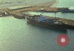 Standbild Docks Khanh Hoa Vietnam, 1970, aus Sekunde 23 historischem Filmmaterial Videoclip 65675023879