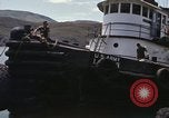 Immagine di Esercito rimorchiatore docking Il Vietnam, 1967, secondo 12 filmato di repertorio 65675023887