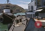 Immagine di Esercito rimorchiatore docking Il Vietnam, 1967, secondo 59 filmato di repertorio 65675023887